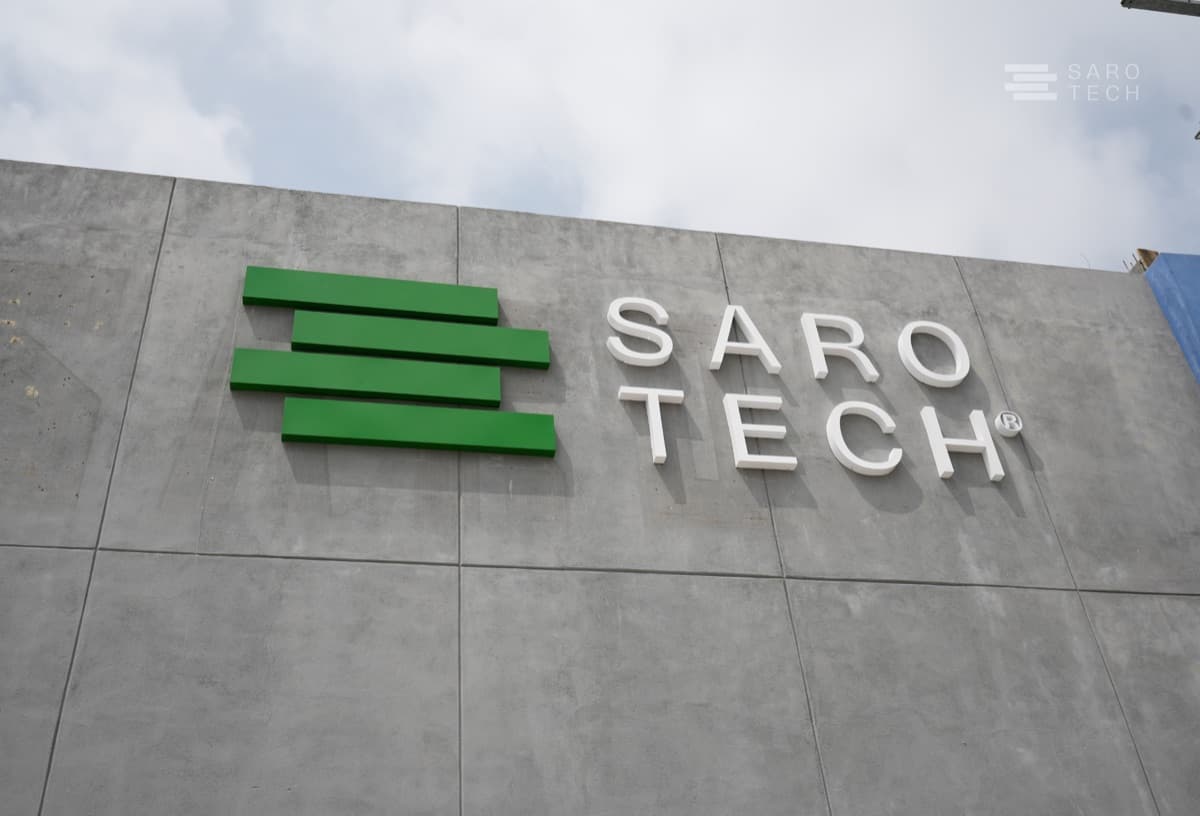 SARO TECH signage and branded storefront